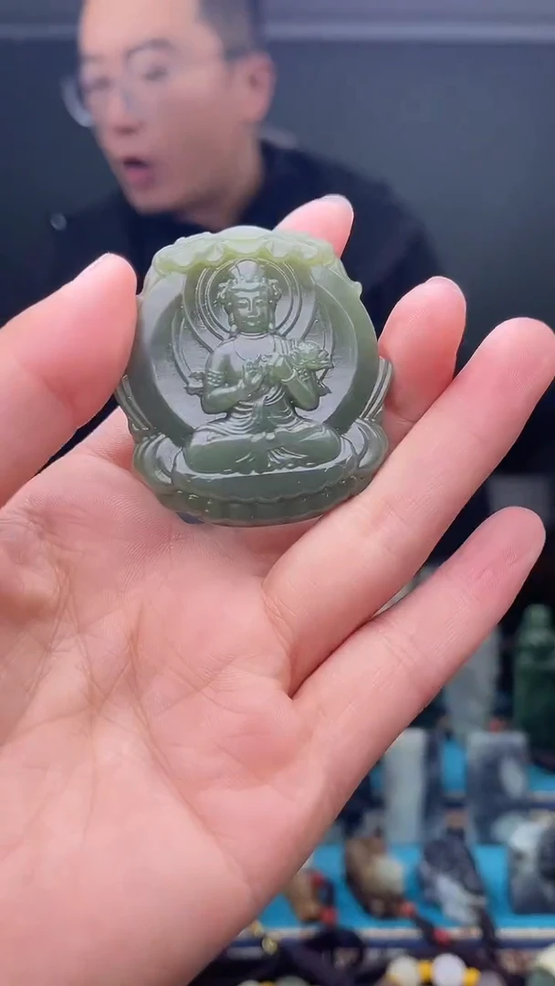 未镶嵌和田玉挂件1