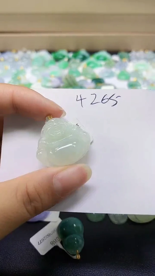 翡翠18K金镶嵌颈饰天然缅甸翡翠A货