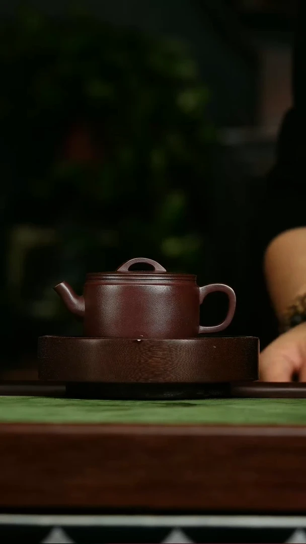 茶壶紫砂m27石红汉瓦*魏顺妹