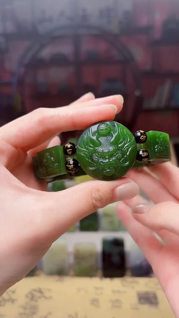 未镶嵌和田玉把件38