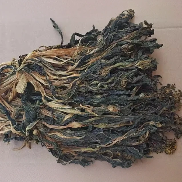 农户自种晾晒干菜苔