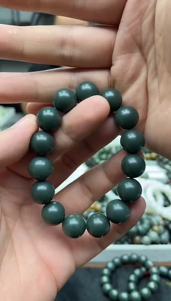 未镶嵌手串和田玉新疆沙枣青14蓝调