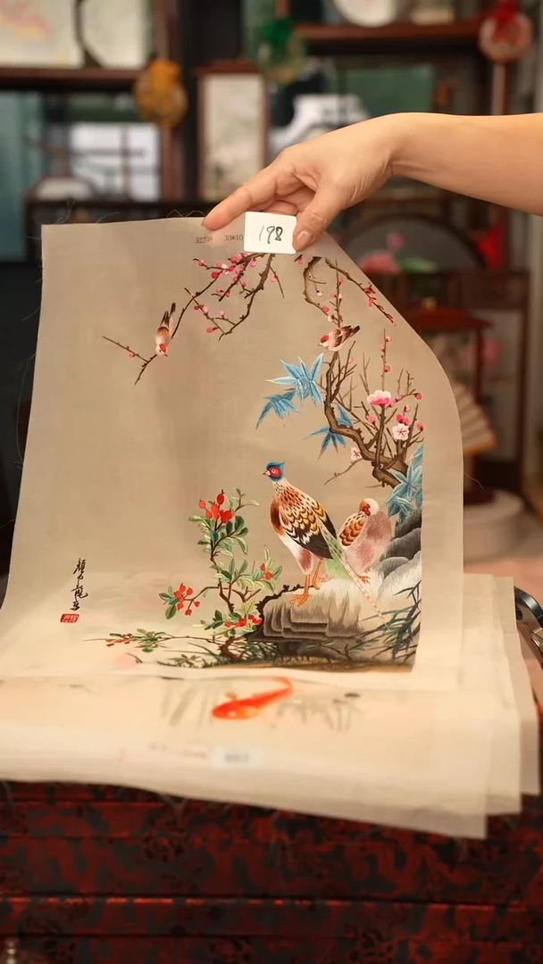 扇子苏绣绣片 30乘40