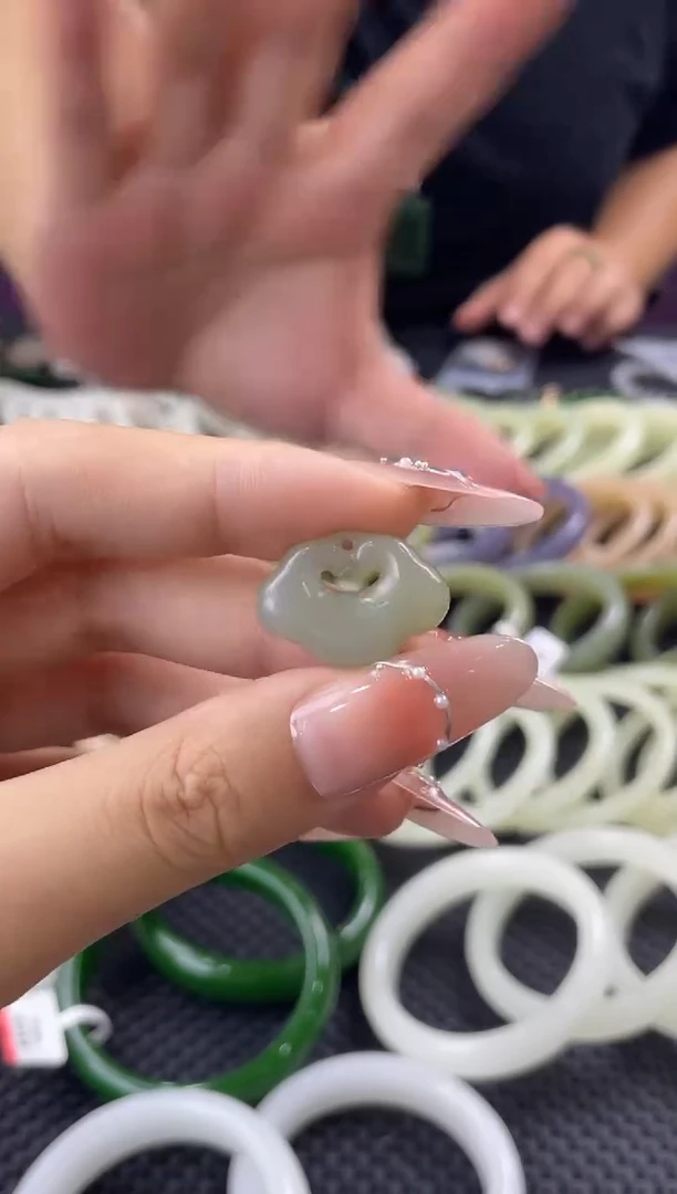 和田玉未镶嵌颈饰天然和田玉  35