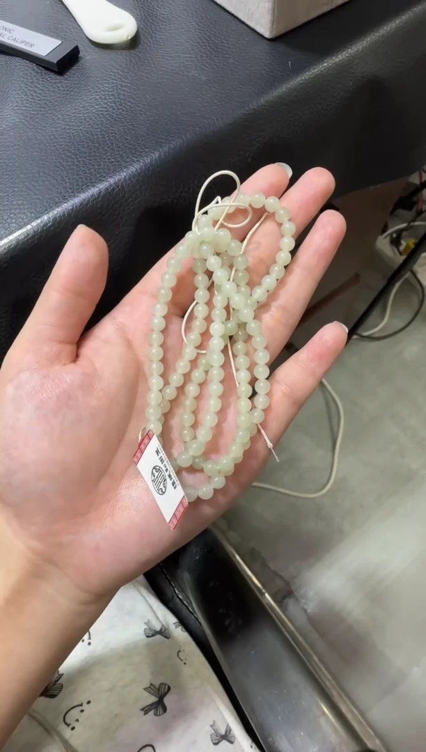 未镶嵌手串和田玉近矿青白玉卡5长串（产地直发）