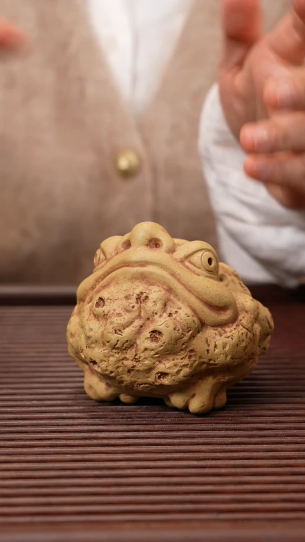 【闪购商品】紫砂茶宠黄段福蟾