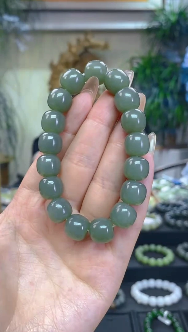 未镶嵌手串和田玉卡12