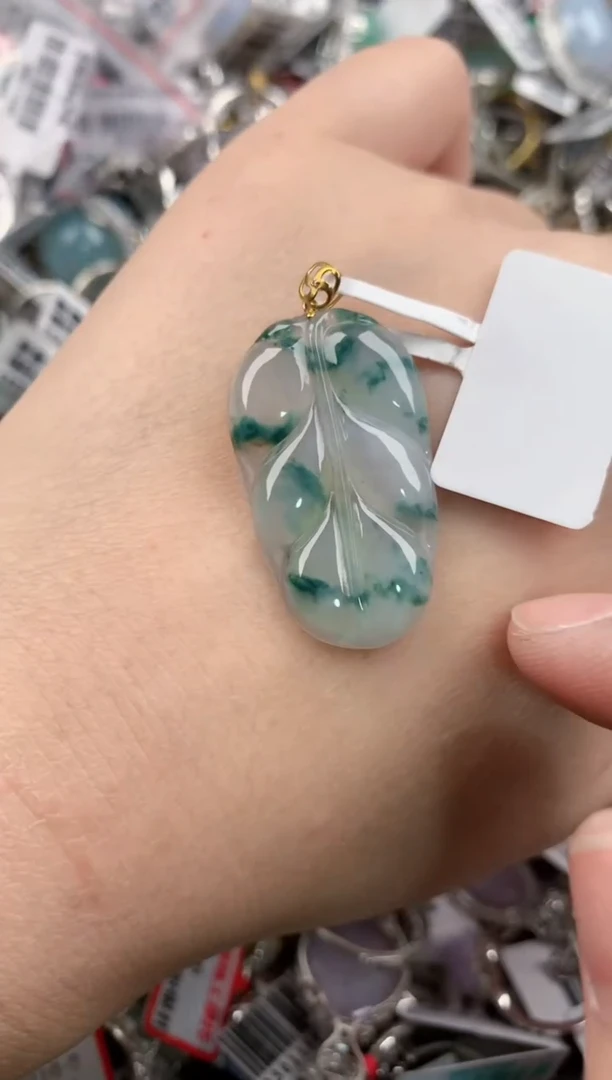 18K金镶嵌戒指翡翠8888----3