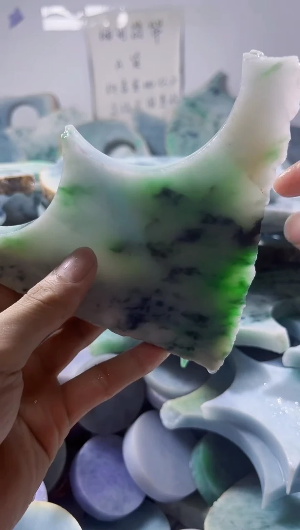 翡翠裸石缅甸翡翠A货柠5217