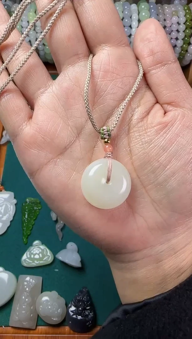 【闪购商品】和田玉无未镶嵌平安扣