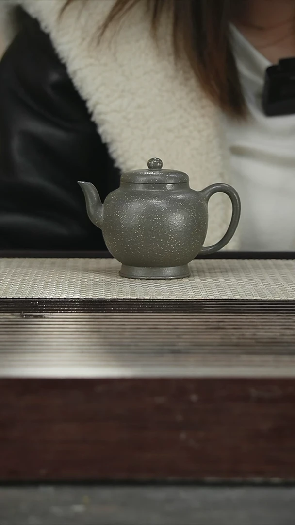 茶壶紫砂8号万老师，200CC