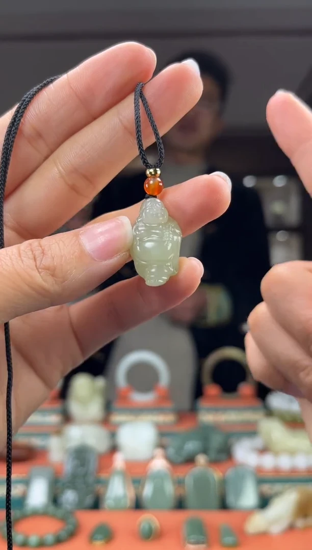 【闪购商品】和田玉颈饰未镶嵌1