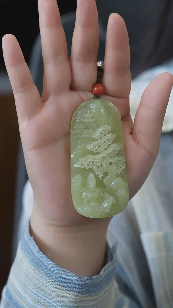 和田玉未镶嵌颈饰山水