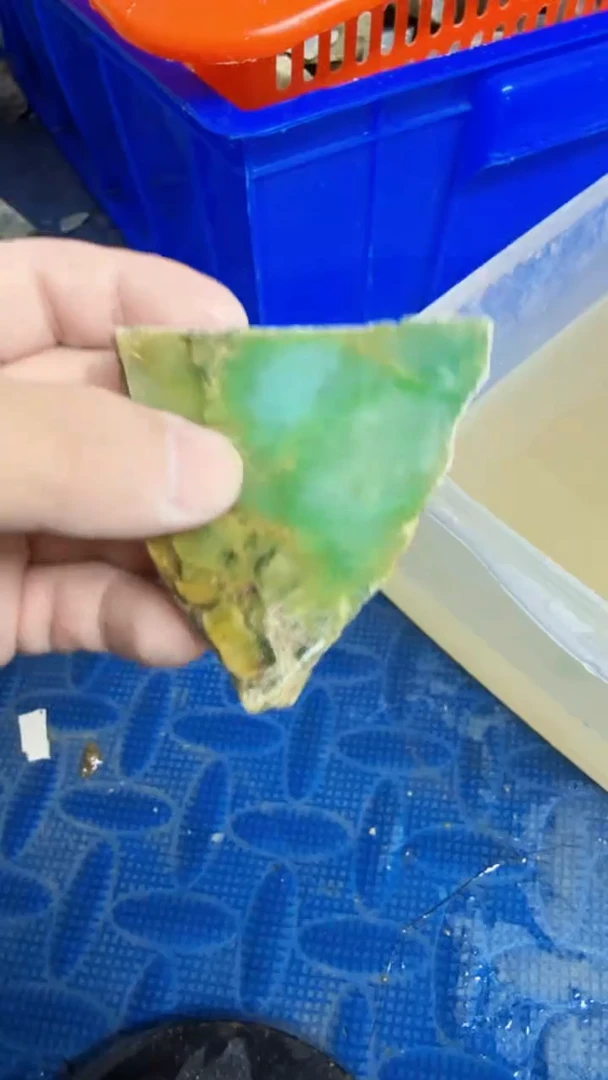翡翠挂件未镶嵌天然翡翠181
