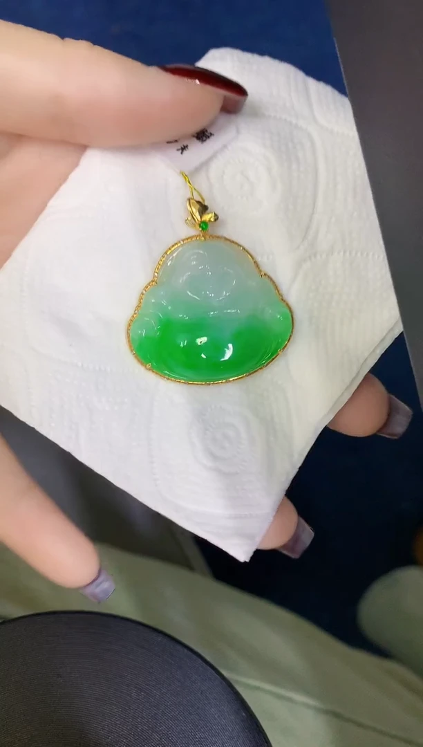 颈饰18K金镶嵌翡翠缅甸天然翡翠A货
