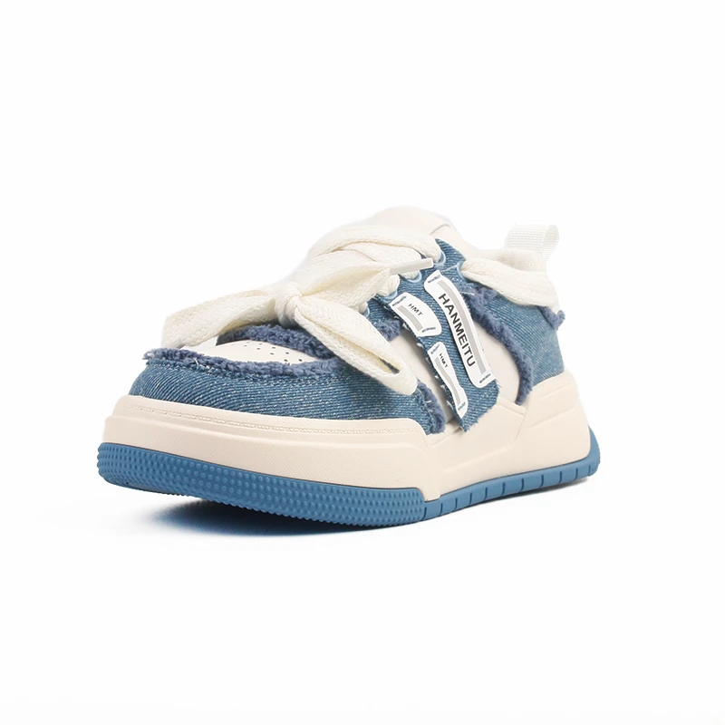 步客女士休闲鞋时尚厚底牛仔风格板鞋BK24100-045