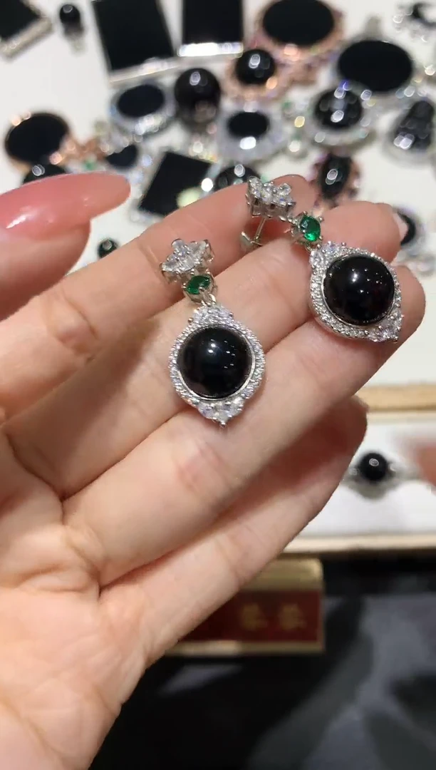 【闪购商品】翡翠吊坠(不含链)银S925镶嵌88多人多样性随机发货1件