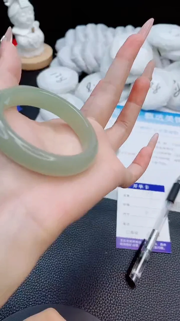 石英质玉手镯未镶嵌99-52