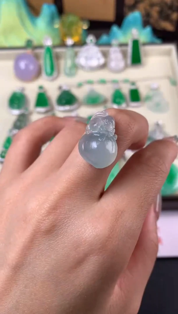 未镶嵌定制翡翠毛货