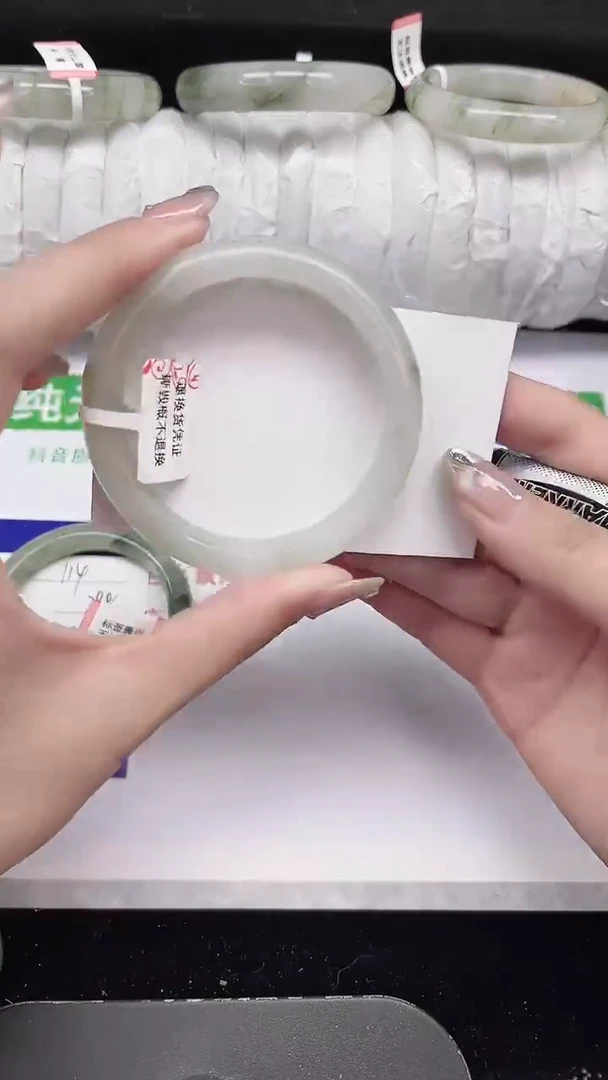 未镶嵌手镯石英质玉115-54/55