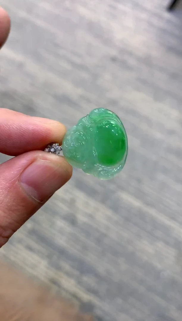 颈饰未镶嵌翡翠天然A货翡翠
