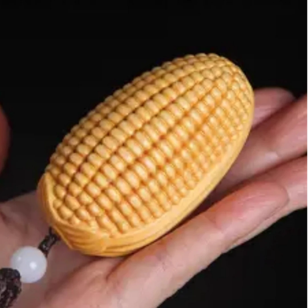 紫檀木雕金玉满堂手把件纯手工挂件崖柏木随身盘玩物件玉米把玩件