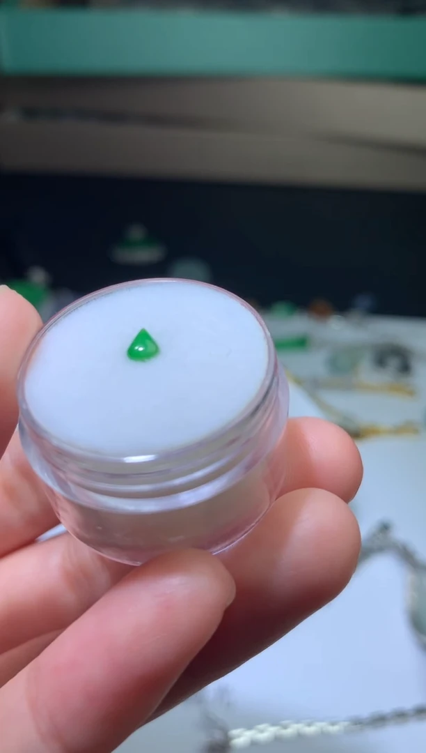 【闪购商品】定制翡翠未镶嵌毛货