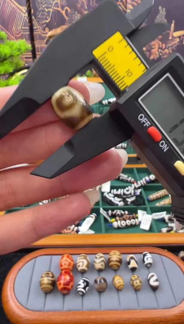 玛瑙/玉髓吊坠(不含链)未镶嵌10.（微瑕随机发货）