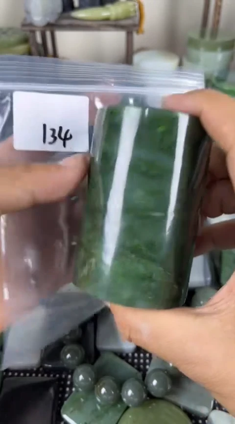和田玉未镶嵌珠宝半成品镯芯