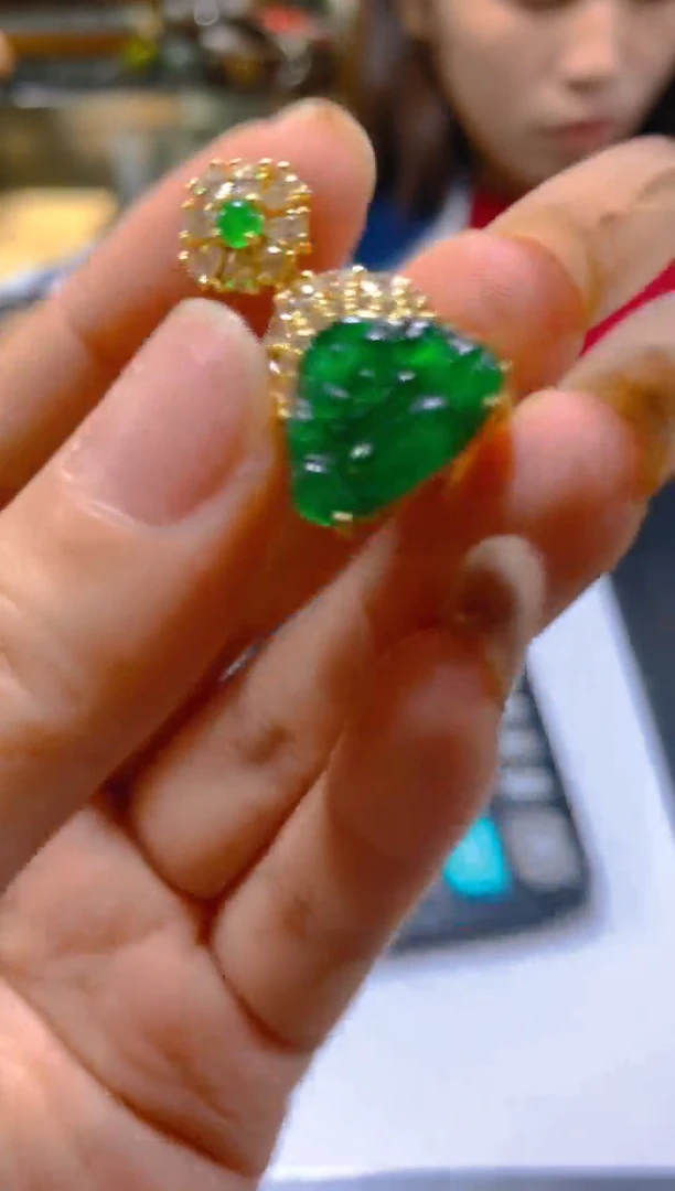 颈饰未镶嵌翡翠多样性发一