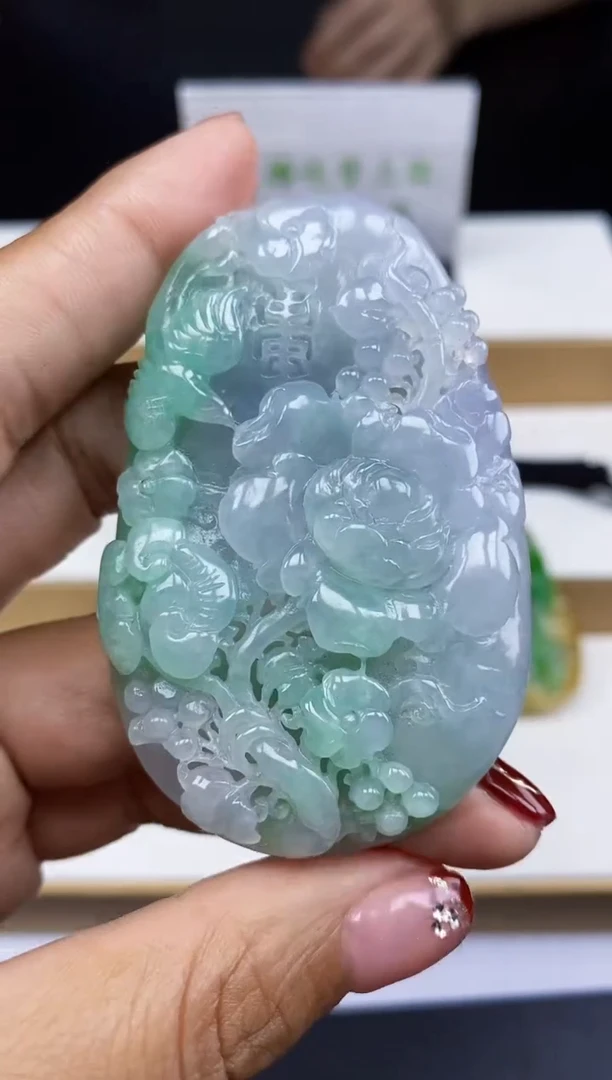 【闪购商品】翡翠颈饰未镶嵌翡翠A货