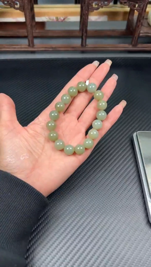 未镶嵌手串和田玉若羌微色差卡12mK