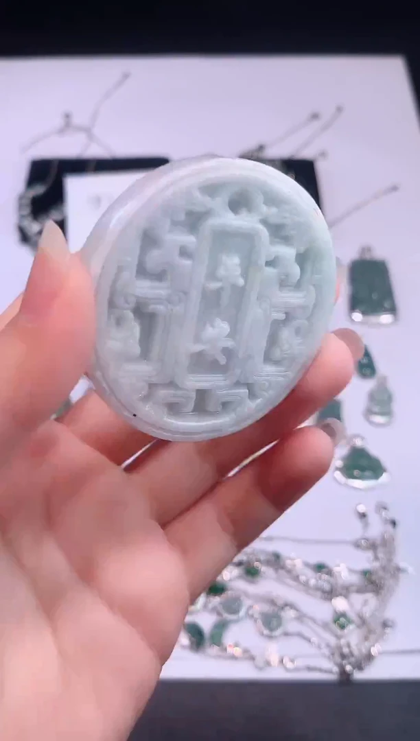 颈饰未镶嵌翡翠0芹0翡翠珠宝441