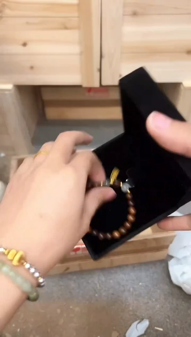 精品手串（无礼盒）@@sp248