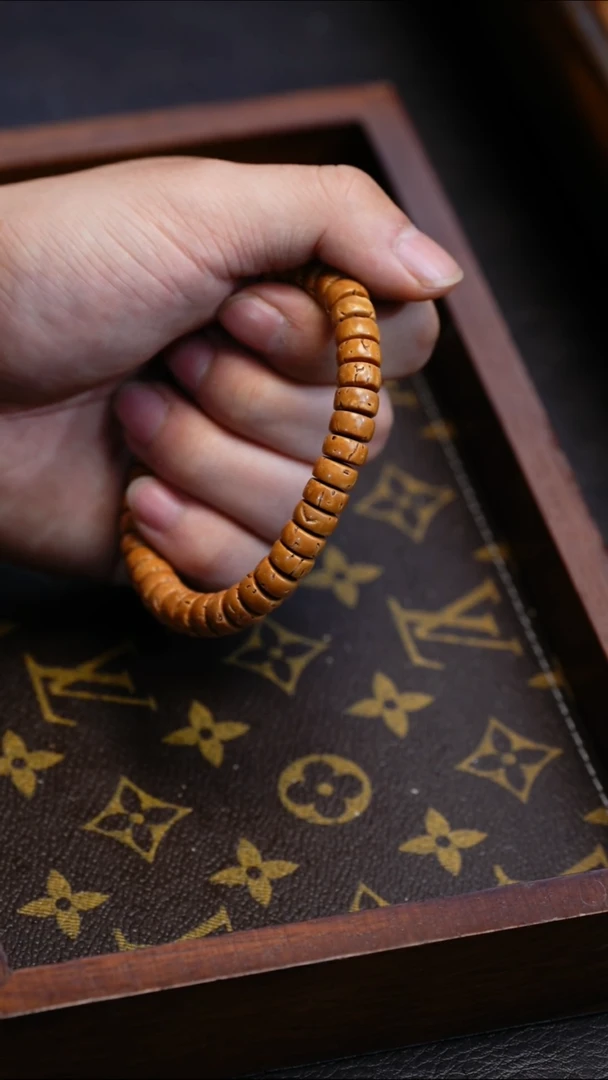 【闪购商品】桃核手串桃核单圈