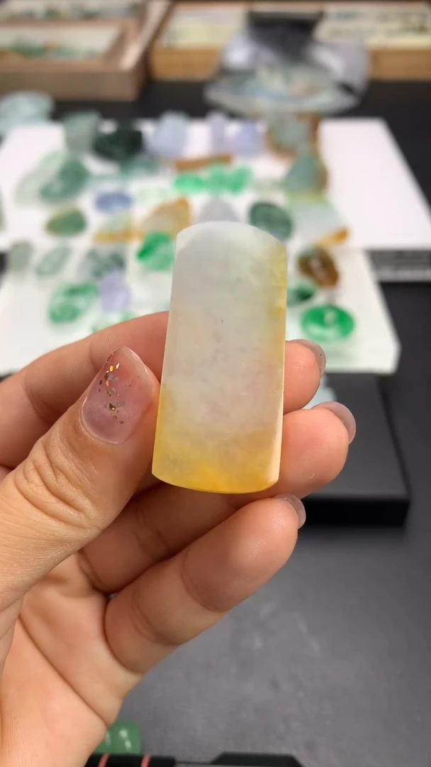 【闪购商品】定制翡翠未镶嵌             