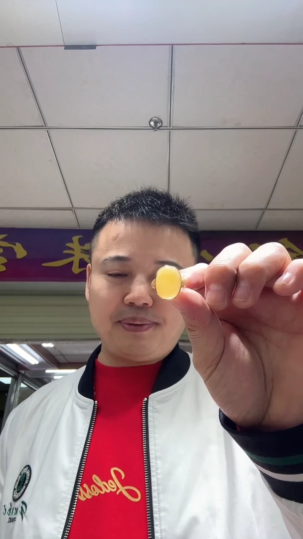 【闪购商品】琥珀戒指银S925镶嵌一个