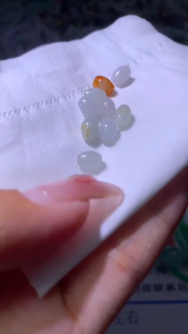 翡翠未镶嵌颈饰紫*MXX029698