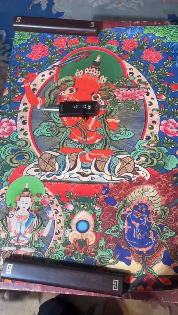 卷轴画龙妹的唐卡tk16