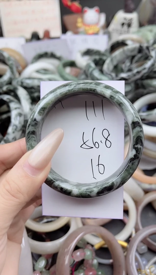 未镶嵌手镯石英质玉111