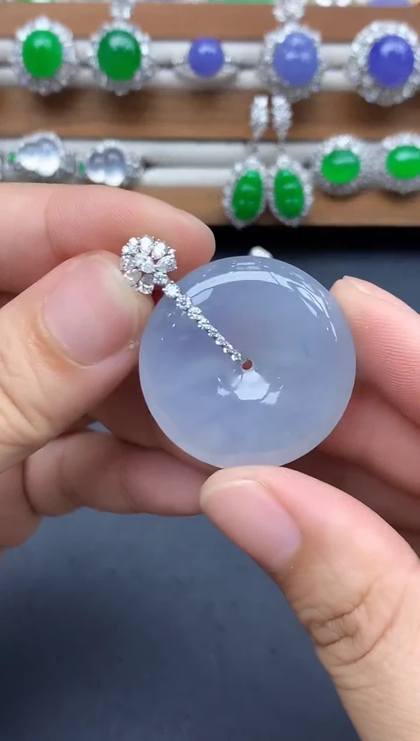 颈饰18K金镶嵌翡翠347-中国好珍宝