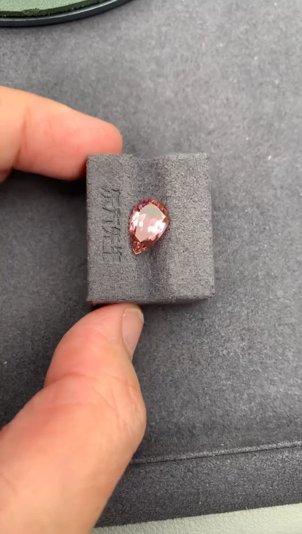 未镶嵌裸石碧玺2.1ct 粉碧玺 定制 BH