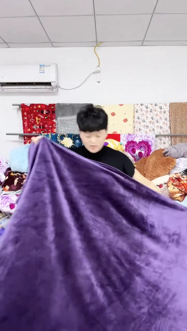 法兰绒2.3x2.5左右双面材质以主播介绍为准