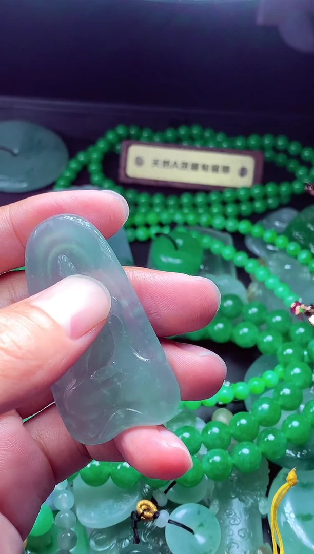 未镶嵌定制翡翠咏*#翡翠毛货定制