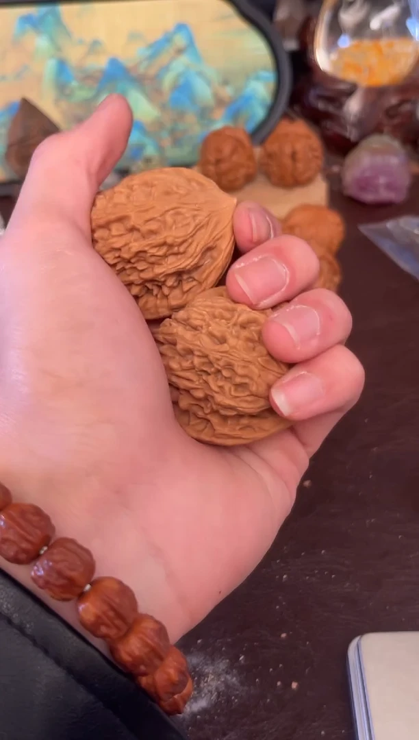 吊坠猴头核桃43鸡心