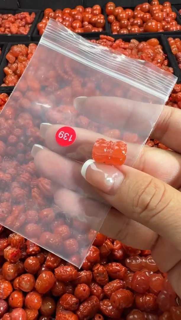 颈饰未镶嵌南红玛瑙2