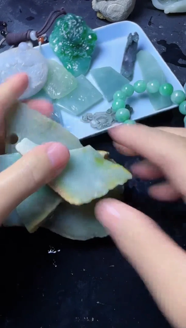 【闪购商品】翡翠颈饰未镶嵌115翡翠