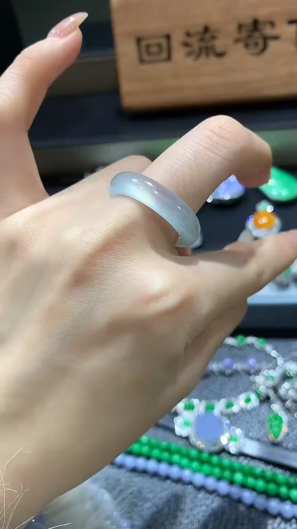【闪购商品】翡翠戒指未镶嵌51团购