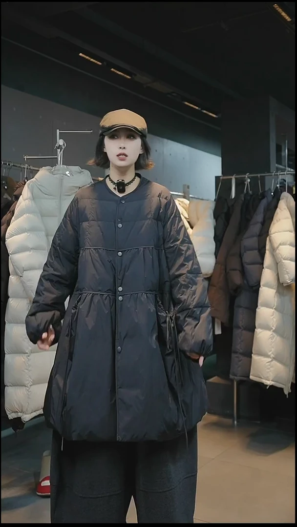 黑色羽绒外套黑色羽绒外套