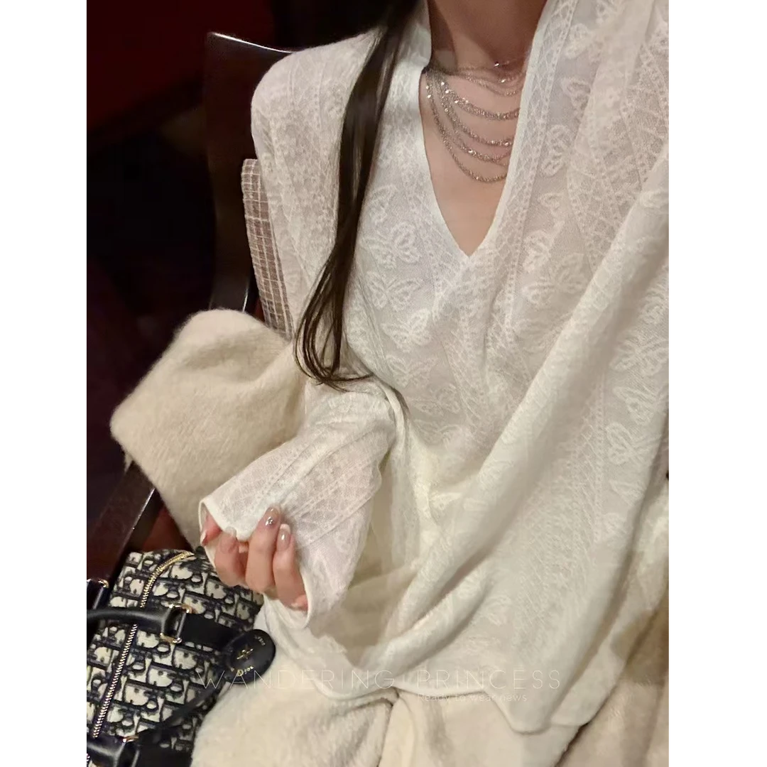 【蜜爷家】立体蝴蝶大V针织衫1391#